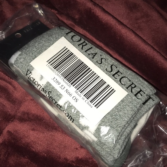 2 pack✨PINK VS Knee high socks NWT - Picture 3 of 3